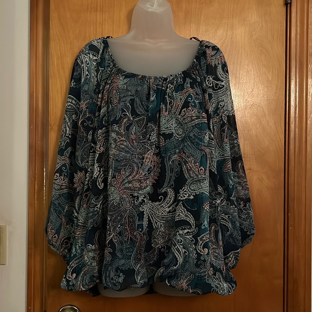 NWT Long Sleeve Patterned Blouse